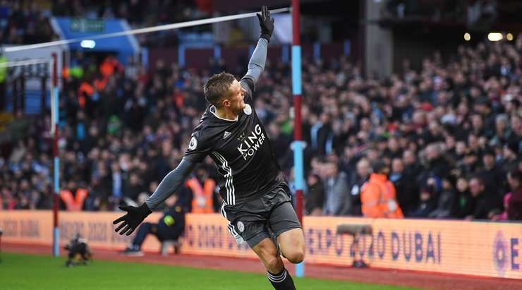 Jamie Vardy (Leicester) kết thúc nỗ lực đi bóng đẹp mắt của mình với một cú sút xuất sắc từ trong vòng cấm. Bóng đi vào góc thấp bên trái khung thành và Tom Heaton chỉ có thể vào lưới nhặt bóng. Tỉ số là 1:4.