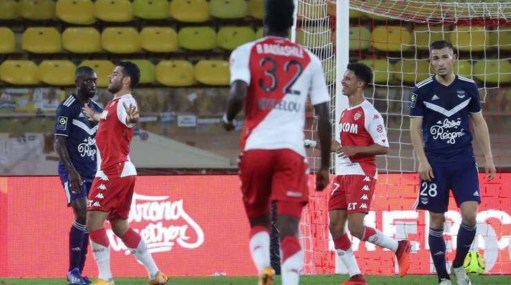Wissam Ben Yedder thực hiện một quả tạt bổng đẹp mắt vào vòng cấm, nơi Kevin Volland (Monaco) bật cao đánh đầu vào góc trái khung thành, đánh bại thủ môn. Tỉ số được nâng lên 3:0.