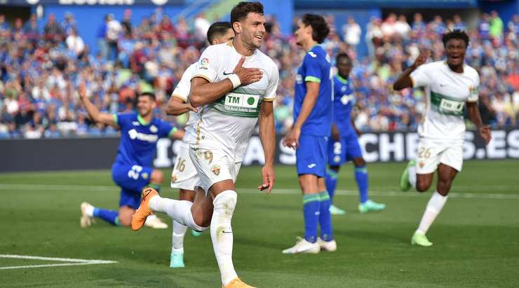 Lucas Boye (Elche) đón bóng bật ra trong vòng 5m50 và đánh đầu. Pha dứt điểm của anh đã đưa được bóng vào góc cao bên trái mành lưới, và vì vậy, tỉ số đã được nâng lên 1:1.