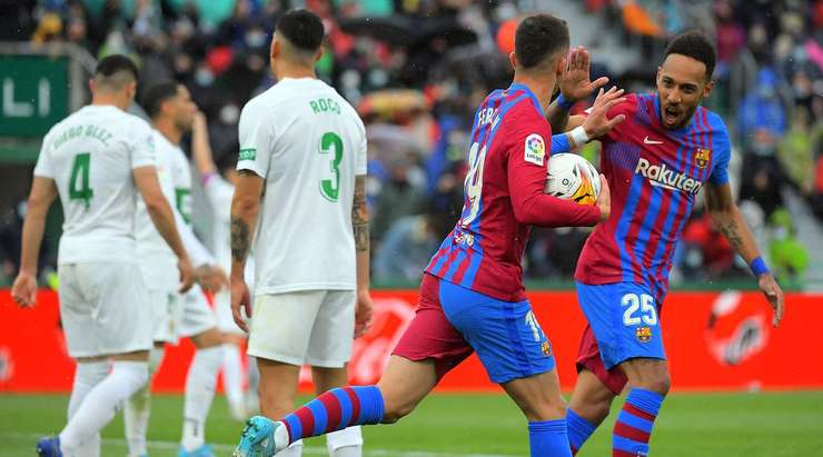 Bàn thắng đến từ một tình huống phối hợp đồng đội tuyệt vời! Ferran Torres (Barcelona) đón một đường chuyền hoàn hảo và tung một cú sút xuất sắc, đi chìm vào phía trong cột dọc bên trái. Thủ môn không thể làm gì với những cú sút như thế.