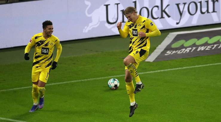 Erling Haaland (Dortmund) đón một quả tạt hoàn hảo và ghi bàn với một cú đánh đầu hiểm hóc vào phía trong cột dọc bên phải. Không có cơ hội nào cho thủ môn.