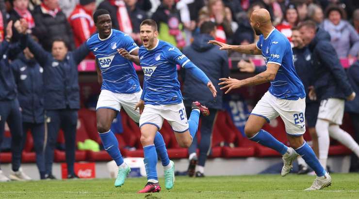 Quả đá phạt trực tiếp từ cự ly tầm trung được Andrej Kramaric (Hoffenheim) chuyển hóa thàn bàn thắng với một cú sút hoàn hảo đứa bóng đi đập cột dọc bên trái vào lưới.