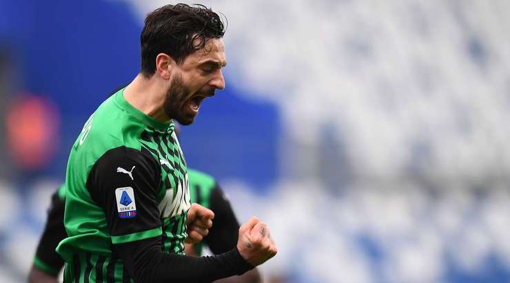 Francesco Caputo (Sassuolo) kết thúc nỗ lực đi bóng đẹp mắt của mình với một cú sút xuất sắc từ trong vòng cấm. Bóng đi vào góc thấp bên phải khung thành và Ivan Provedel chỉ có thể vào lưới nhặt bóng. Tỉ số là 1:0.