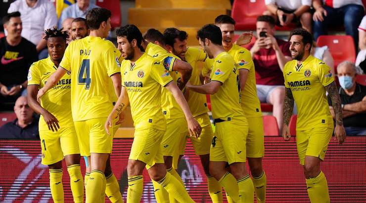 VÀO! Bóng được treo vào từ quả phạt góc và Alfonso Pedraza (Villarreal) chạy chỗ rất tốt để tung một cú đánh đầu thẳng vào góc thấp bên phải. Tỉ số của trận đấu đã được nâng lên: 0:1.