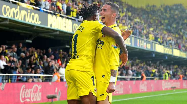 Samuel Chukwueze (Villarreal) đón đường căng ngang hoàn hảo vào sâu bên trong vòng cấm từ Gerard Moreno và khống chế bóng một cách tinh tế. Tiếp theo, anh tung một cú sút chuẩn xác vào góc thấp bên trái, bóng dội cột dọc vào lưới. Tỉ số đã được nâng lên: 1:1.