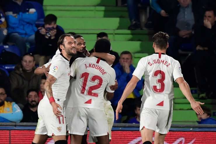 Một đường chuyền xé toang hàng phòng ngự đưa bóng đến chân Jules Kounde (Sevilla) trong vòng cấm và cầu thủ này đã không bỏ lỡ cơ hội! Anh sút bóng chuẩn xác vào góc thấp bên trái khung thành.
