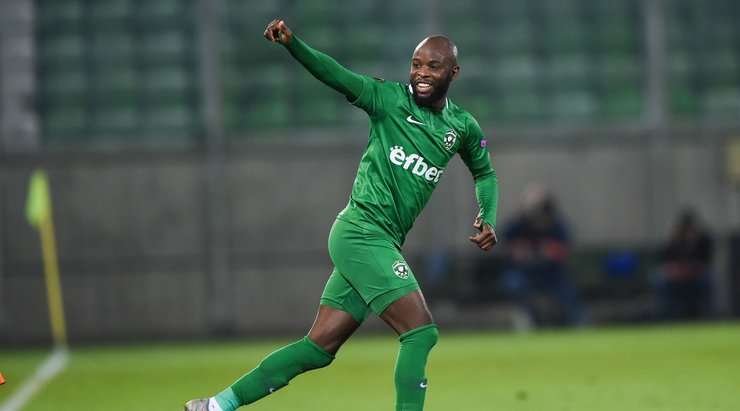 Một đường chuyền xé toang hàng phòng ngự đưa bóng đến chân Jody Lukoki (Ludogorets) trong vòng cấm và cầu thủ này đã không bỏ lỡ cơ hội! Nỗ lực của anh đưa bóng chuẩn xác vào góc thấp bên phải khung thành.