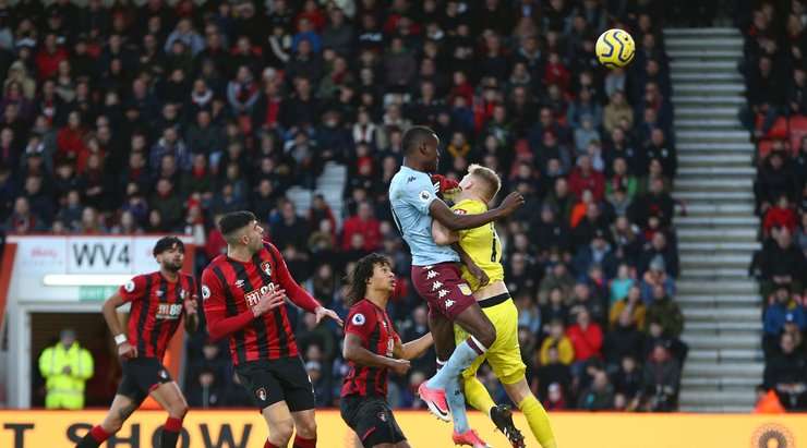 Bóng đến chỗ Mbwana Samatta (Aston Villa) sau một vài tình huống lộn xộn và anh ấy ghi bàn với một cú đánh đầu đơn giản, đưa bóng vào chính giữa mành lưới.