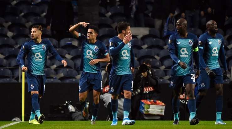 Marulanda Fernando Luis Diaz (FC Porto) đã không do dự sút bóng ngay ngoài vòng cấm. Mặc dù cú sút không thực sự hiểm hóc, bóng đi chìm vào chính giữa khung thành, nhưng thủ môn đối phương vẫn để thủng lưới.