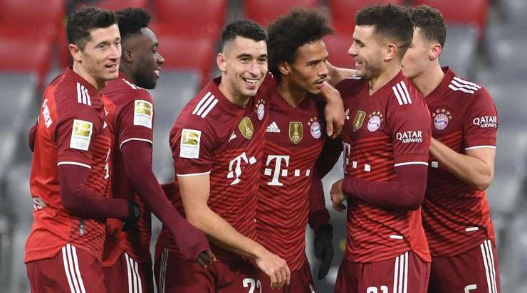 Vào! Serge Gnabry dọn cỗ cho Leroy Sane (Bayern Munich) tại rìa vòng cấm người sút bóng vào bên trái khung thành. 3:0.