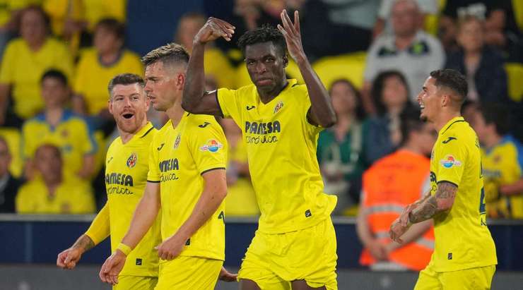 Nicolas Jackson (Villarreal) có một pha đi bóng độc diễn tuyệt vời và dứt điểm từ trong vòng cấm, đánh bại thủ môn Fernando Pacheco với một cú sút vào góc trái phía dưới. Tỉ số bây giờ là: 3:2.