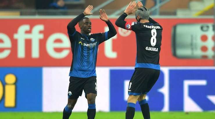 Christopher Antwi-Adjej nhồi bóng cho Klaus Gjasula (Paderborn), người đón đường chuyền của anh ở trong vòng cấm và ra chân rất nhanh vào góc phải khung thành! Thủ môn đã không thể làm gì được. 2:3!