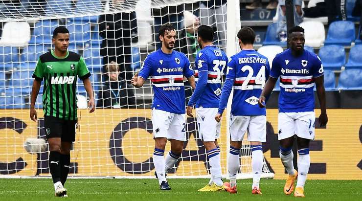 Một BÀN THẮNG tuyệt đẹp! Manolo Gabbiadini (Sampdoria) cho thấy một quyết tâm cao độ để đón bóng trong vòng cấm và tung người lên không để thực hiện một cú đá cắt kéo tuyệt đỉnh, khiến Andrea Consigli không thể làm gì được. Tỉ số đã được nâng lên: 0:1.