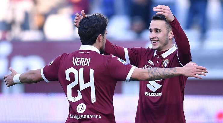 Alex Berenguer (Torino) ghi bàn! Alex Berenguer (Torino) được kiến tạo bởi Andrea Belotti và anh ấy đã cho thấy sự bình tĩnh tuyệt vời trong vòng cấm để sút bóng vào lưới. 1:0.