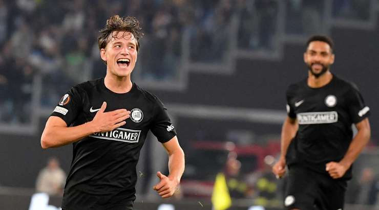 Vào! William Boving (Sturm Graz) len lỏi qua các cầu thủ đối phương trước khi tung một cú sút tuyệt diệu từ rìa vòng cấm vào góc thấp bên phải mành lưới. Thủ môn Ivan Provedel đã không có cơ hội nào để chạm vào quả bóng. Tỉ số là 2:2.