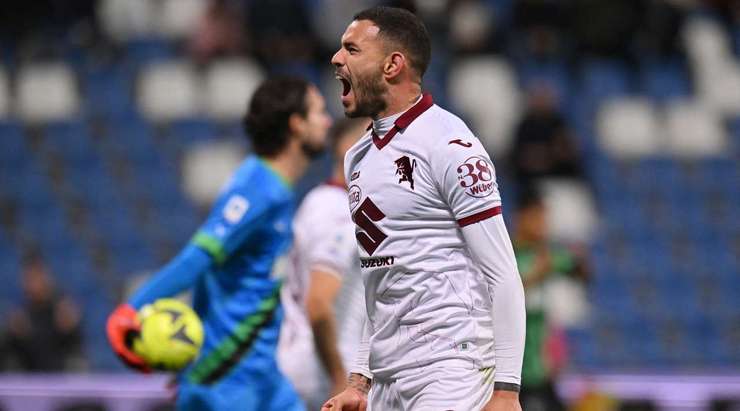 Một đường chuyền bổng hoàn hảo từ Valentino Lazaro tìm đến Antonio Sanabria (Torino), người đã nhảy cao nhất và đánh đầu từ cự li gần vào nóc lưới. Pha dứt điểm có lực và đủ chính xác để hoàn toàn loại bỏ thủ môn Andrea Consigli. Tỉ số bây giờ là: 1:1.