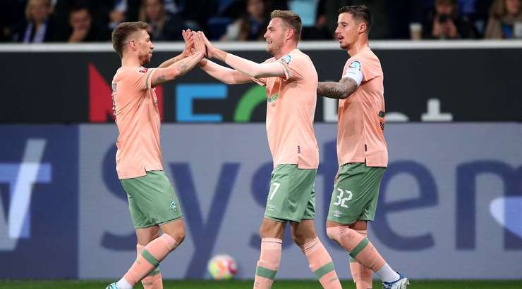 Vào! Niclas Fullkrug dọn cỗ cho Marvin Ducksch (Werder Bremen) tại rìa vòng cấm người sút bóng vào góc phải phía dưới. 0:1.