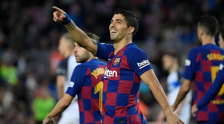 Vào! Luis Suarez (Barcelona) sút bóng vào góc trái khung thành, vượt qua tầm với của Fernando Pacheco dù thủ môn đã đổ người hết cỡ.