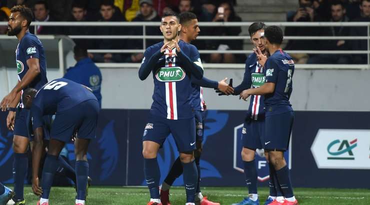 Vào! Mauro Icardi thể hiện nhãn quan chiến thuật tuyệt vời bằng một đường chuyền tinh quái bên trong vòng cấm. Leandro Paredes (Paris SG) cũng đã hoàn thành tốt phần việc của mình với cú sút một chạm, đưa bóng vào chính giữa khung thành. 0:1.