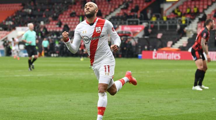 Nathan Redmond (Southampton) ghi bàn! Anh ấy có một màn độc diễn tuyệt vời trước khi tung cú sút xuất sắc vào góc cao bên trái khung thành.
