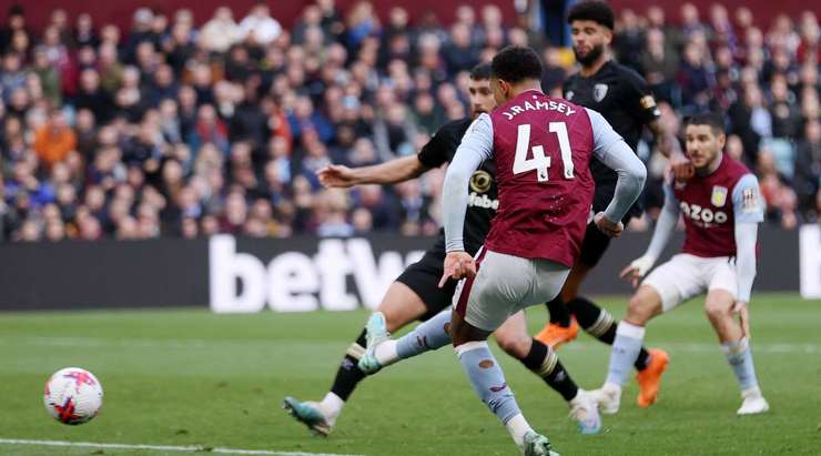 Jacob Ramsey (Aston Villa) có một pha đi bóng độc diễn tuyệt vời và dứt điểm từ trong vòng cấm, đánh bại thủ môn Neto với một cú sút chìm vào giữa khung thành. Tỉ số bây giờ là: 2:0.