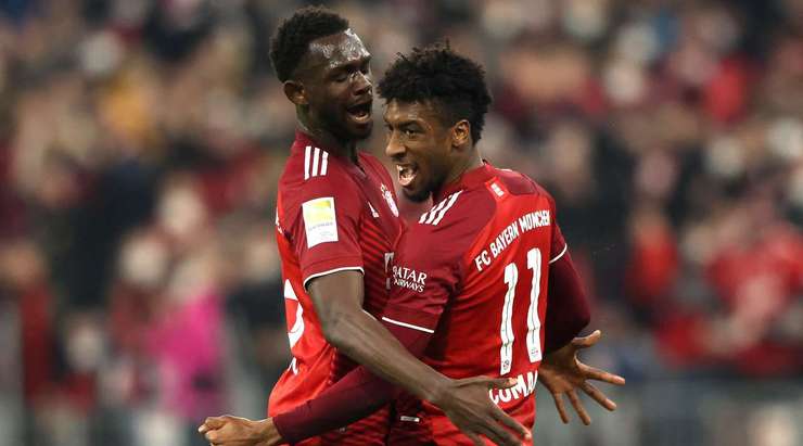 Một tình huống chơi bóng rất kỹ thuật của Kingsley Coman (Bayern Munich). khống chế gọn gàng đường chuyền đến từ Lucas Hernandez và tung cú sút xa xuất sắc, đưa bóng cắm thẳng vào nóc lưới. Tỉ số là 1:0.