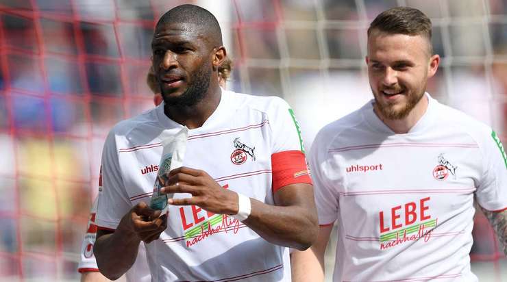 Vào! Anthony Modeste (Köln) nhận bóng trong vòng cấm ở một vị trí rất thuận lợi và dứt điểm. Cú sút của anh đổi hướng khi chạm vào một cầu thủ đối phương, khiến thủ môn Stefan Ortega bó tay. Tỉ số đã được nâng lên 2:1.