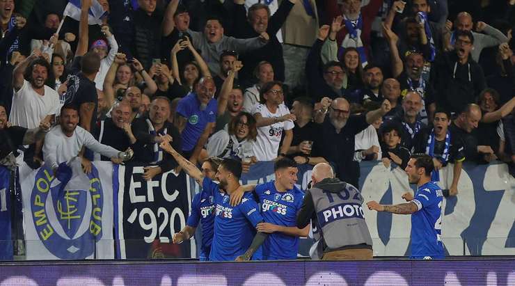 Vào! Một đường chuyền đơn giản của Jean-Daniel Akpa Akpro đưa bóng đến chân Francesco Caputo (Empoli) bên trong vòng cấm, anh chỉnh lại tư thế và quất chân đưa bóng vào chính giữa khung thành. Tỉ số là 3:0.