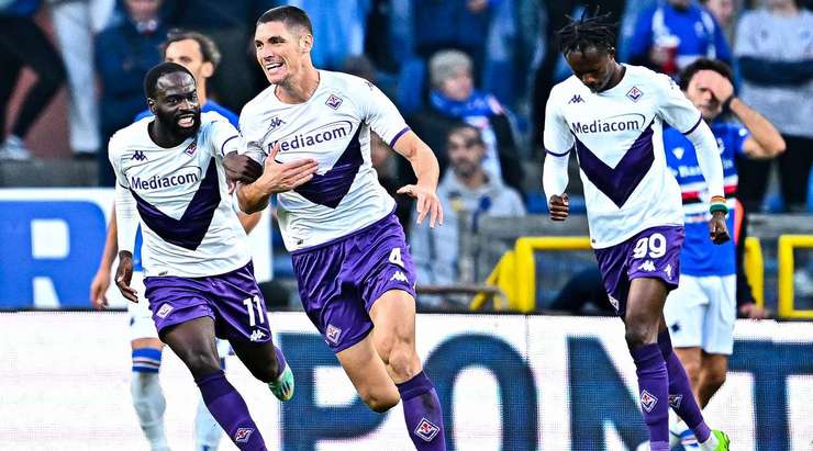 VÀO! Bóng được treo vào từ quả phạt góc và Nikola Milenkovic (Fiorentina) chạy chỗ rất tốt để tung một cú đánh đầu vào ngay giữa khung thành. Tỉ số của trận đấu đã được nâng lên: 0:2.