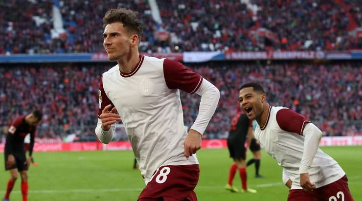 Một bàn thắng đồng đội tuyệt vời! Leon Goretzka (Bayern Munich) được giải thoát trong vòng cấm bởi Serge Gnabry và không mắc một sai lầm nào với một pha dứt điểm tốt vào góc trái phía dưới. 2:0.