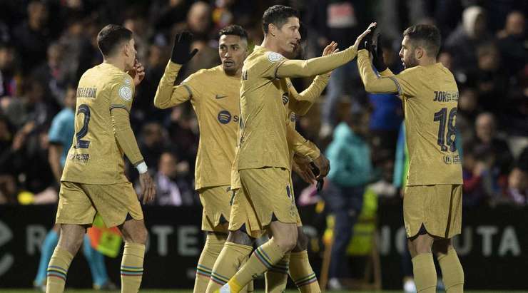 Franck Kessie thực hiện một đường chuyền chuẩn xác cho Robert Lewandowski (Barcelona) ở bên trong vòng cấm, và cầu thủ này rất nhanh sút về phía góc thấp bên phải, khiến thủ môn không kịp trở tay. Tỉ số được nâng lên 0:2!