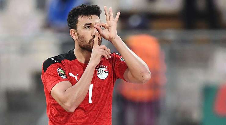 Nó đã đi vào lưới! Mohamed Salah là người cung cấp khi anh ấy chuyền bóng đến Trezeguet (Ai Cập) người dễ dàng đánh đầu lái bóng từ cự li gần. Tỉ số à 2:1.