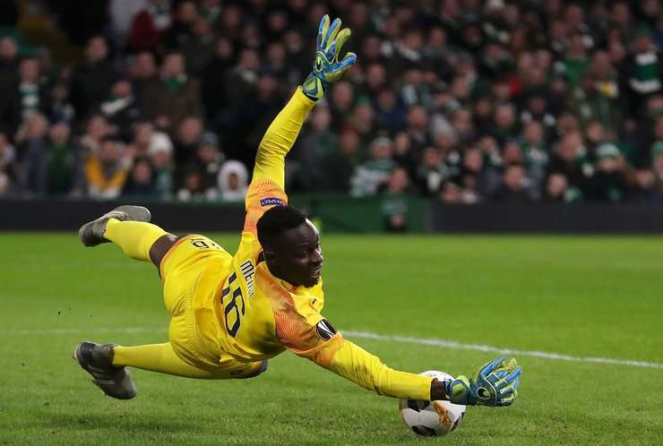 Olivier Ntcham (Celtic) tìm thấy khoảng trống ngay ngoài vòng cấm, anh đón bóng bật ra và tung cú sút về phía khung thành. Tuy nhiên, Edouard Mendy đã phản xạ tuyệt vời để cản phá và ngăn không cho bóng đi vào góc thấp bên trái cầu môn.