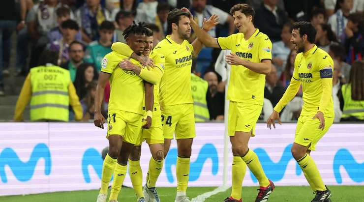Vào! Alejandro Baena trả bóng về tuyến sau cho Samuel Chukwueze (Villarreal). Và từ một vị trí gần rìa vòng cấm, cầu thủ này đánh bại thủ môn bằng một cú sút đẹp mắt vào góc trên bên trái khung thành. Tỉ số là 2:3.