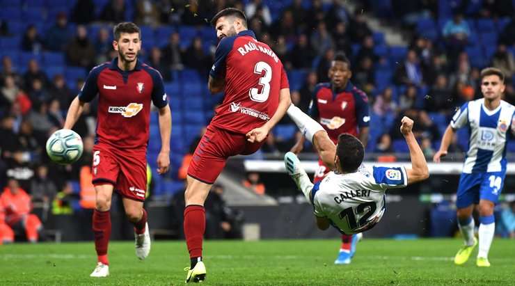 Vào! Jonathan Calleri (Espanyol) ghi bàn với một cú sút tuyệt vời vào góc phải phía dưới sau khi được giải thoát trong vòng cấm bởi một đường chuyền bổng xuất sắc từ David Lopez. Tỉ số bây giờ là 2:4.