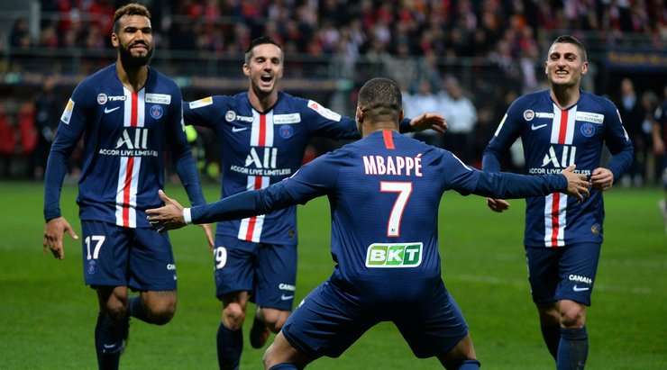 Vào! Kylian Mbappe dọn cỗ cho Maxim Choupo-Moting (Paris SG), người ghi bàn với một pha dứt điểm cự li gần đơn giản. Tỉ số là 0:2.