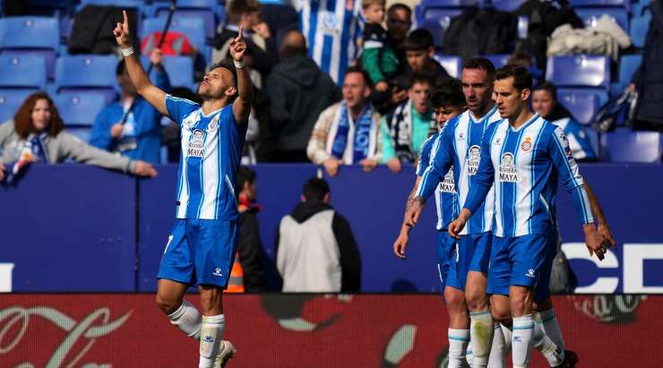 Bàn thắng đến từ một tình huống phối hợp đồng đội tuyệt vời! Martin Braithwaite (Espanyol) đón một đường chuyền hoàn hảo và tung một cú sút xuất sắc, đi chìm vào phía trong cột dọc bên trái. Thủ môn không thể làm gì với những cú sút như thế.