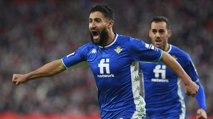Vào! William Carvalho nạp đạn cho Nabil Fekir (Betis) ở một vị trí bên trong vòng cấm, và cầu thủ này đã giữ được cái đầu lạnh để sút tung nóc lưới khung thành đối phương. Tỉ số là 1:2.