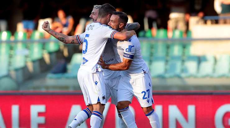 Vào - 0:1! Francesco Caputo (Sampdoria) thử vận may của mình từ rìa vòng cấm và ghi bàn với một cú sút chính xác đi vào phía trong cột dọc bên trái. Tomas Rincon kiến tạo thành bàn.