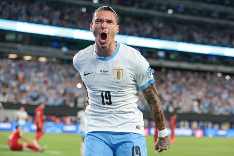 Barcellona, Darwin Núñez è l'alternativa a Julián Álvarez