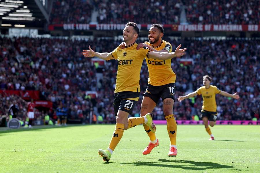 Pablo Sarabia em destaque no triunfo do Wolves