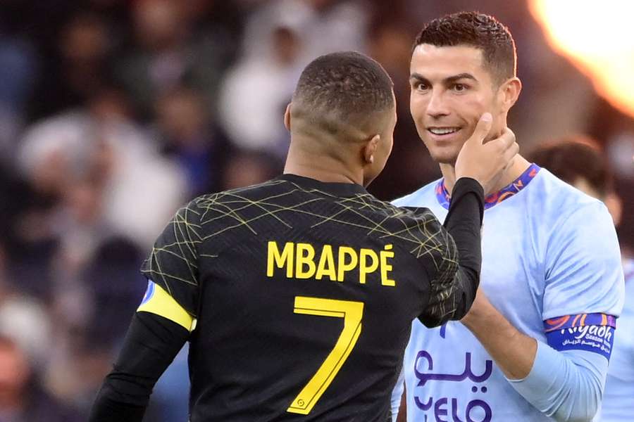 Kylian Mbappe și Cristiano Ronaldo