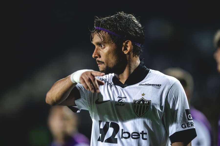 Atlético-MG, de Scarpa (foto), estreou na Sul-Americana com derrota