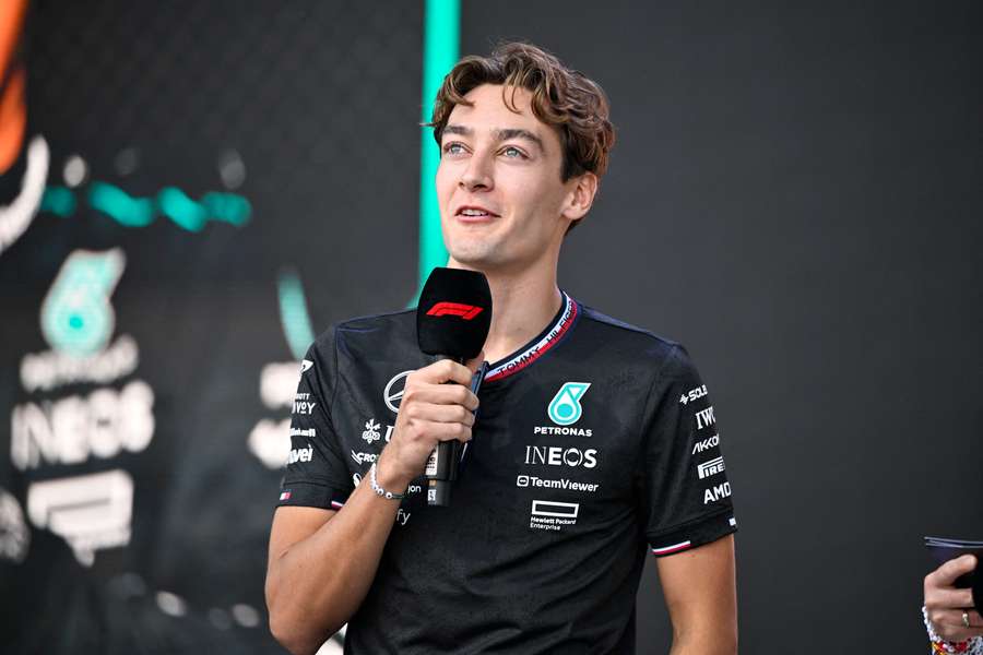 Russell, piloto de Mercedes