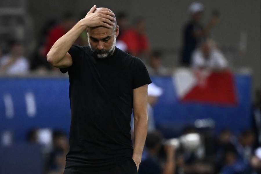 Guardiola, durante la final de la Supercopa ante el Sevilla.