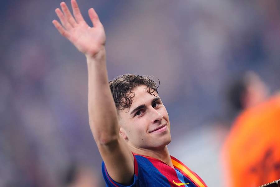 Fermin Lopez, unul din numeroșii jucători pregătiți de La Masia care joacă în prima echipă a Barcelonei