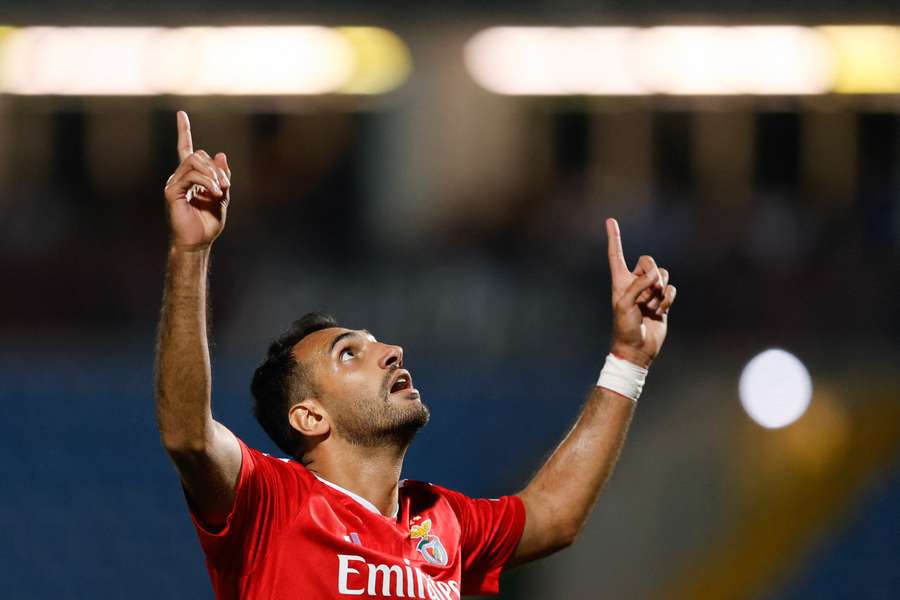 Pavlidis celebra um dos três golos que apontou Pavlidis celebra um dos três golos que apontou
