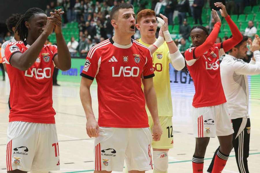 Benfica repudia confrontos entre adeptos e alerta para próximos dérbis