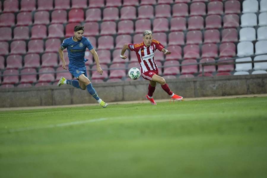 AVS divide segundo lugar da Liga 2 com o Nacional da Madeira