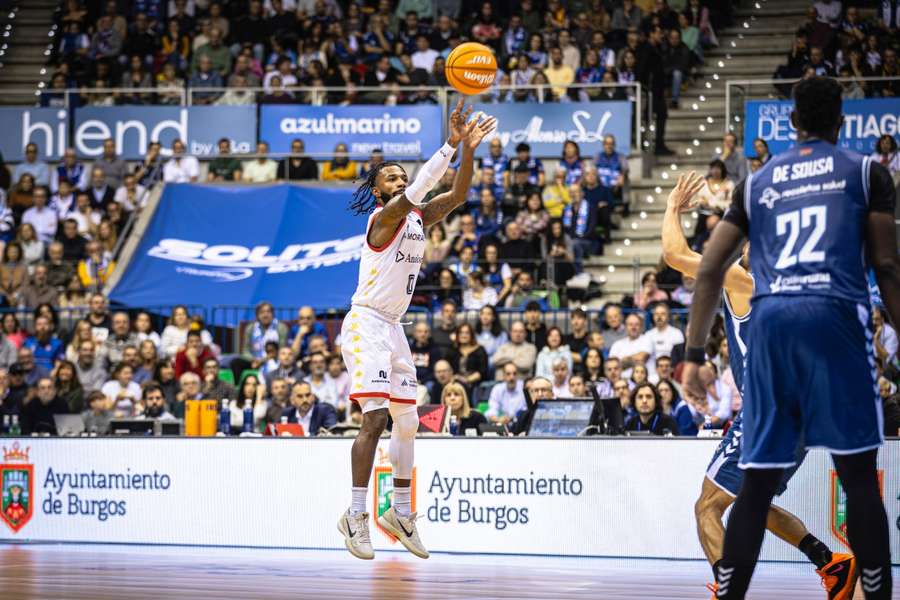 Shannon Evans, ante el San Pablo Burgos Shannon Evans, ante el San Pablo Burgos